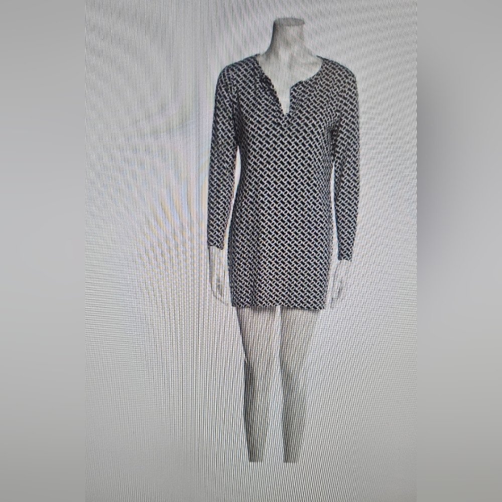Diane Von Fustenberg Size Small dress